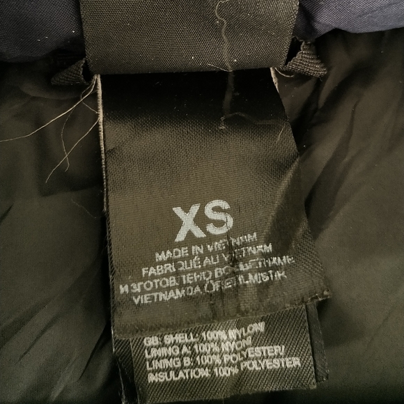 The North Face Womens down Jacket - Picture 7 of 17